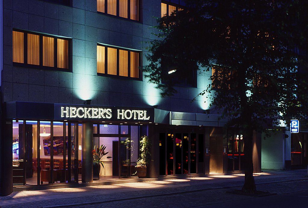 فندق هيكرز كورفرستندام